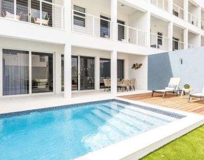 Luxury 4 Bed/4.5 Bath/Pool Vacation Rental in Grace Bay